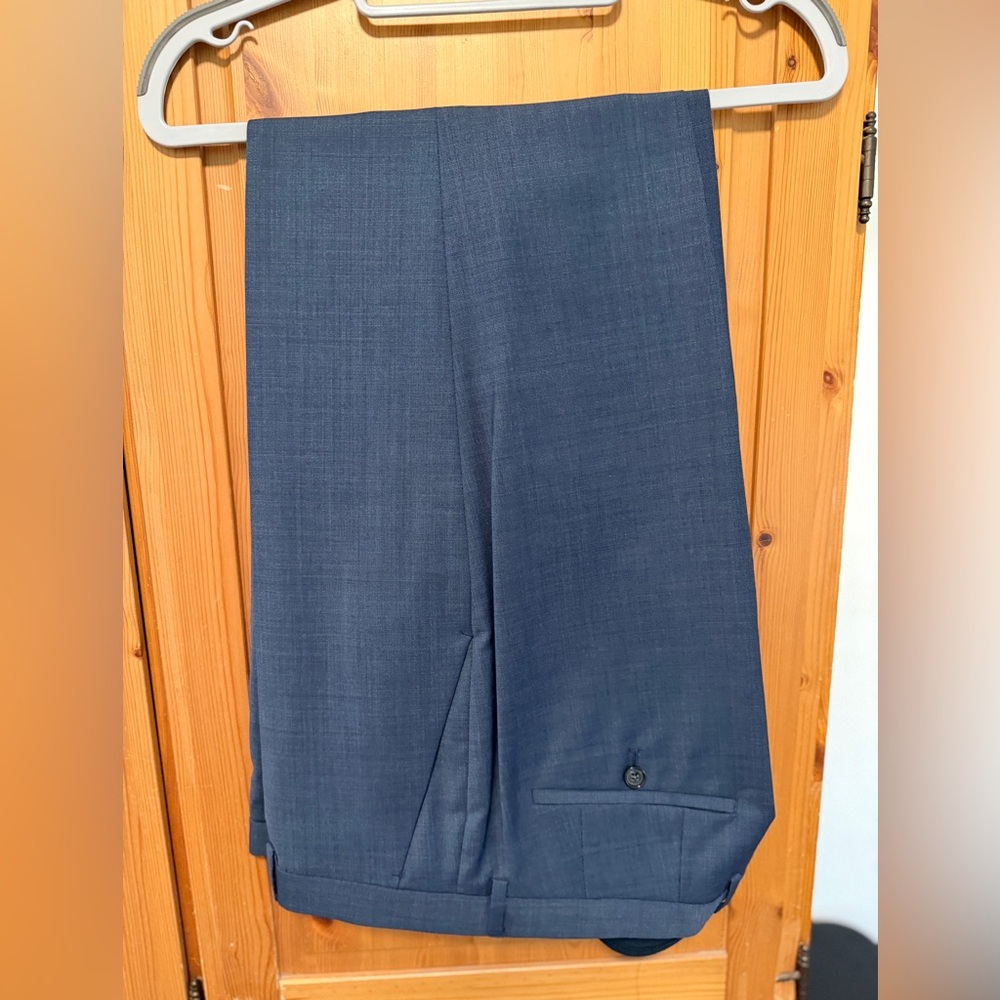 Hugo Boss Dark Blue Pants/ Trousers - 34R - Tailored to a 31-32R by 32 - SharpFi